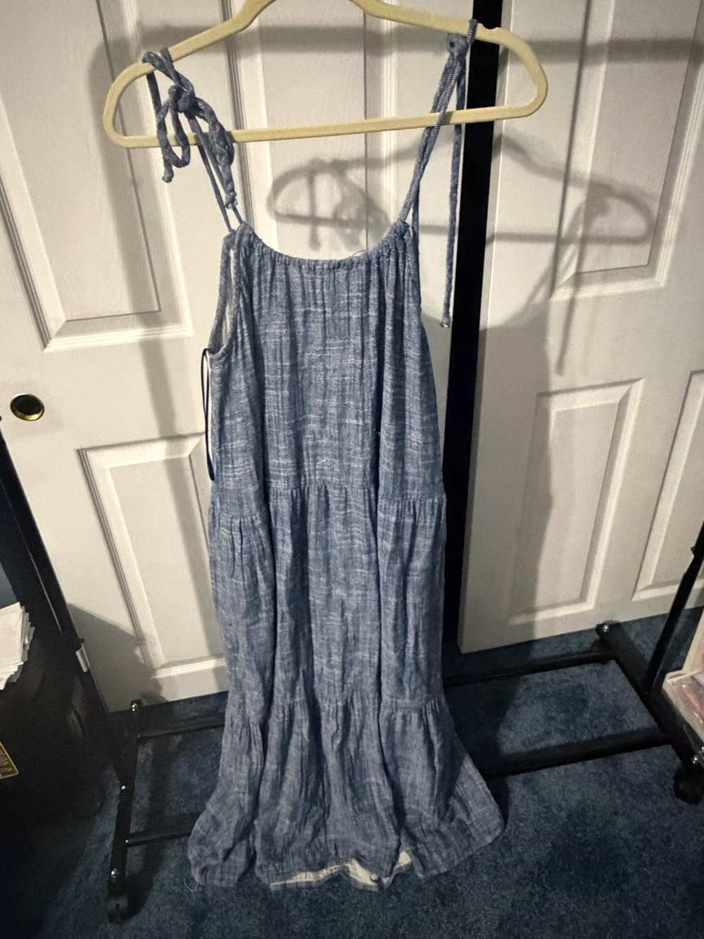 Willow Light Denim Blue Tie-Shoulder Tiered Maxi Dress. Size large.